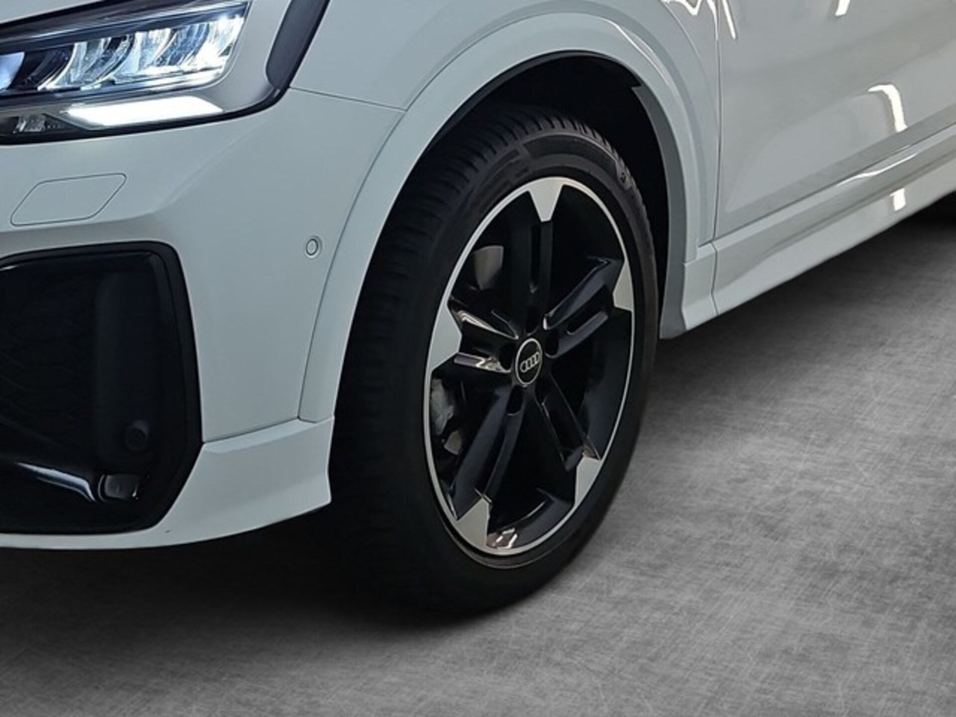 Audi Q2 S line