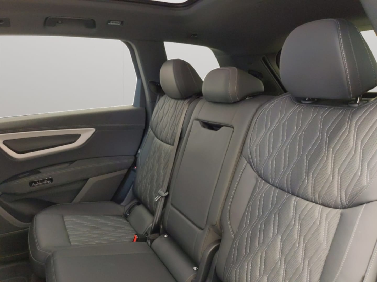 Bild über Audi Q7 SUV TDI quattro 220 kW tiptronic - für weitere Informationen kontaktieren Sie den Audi Partner