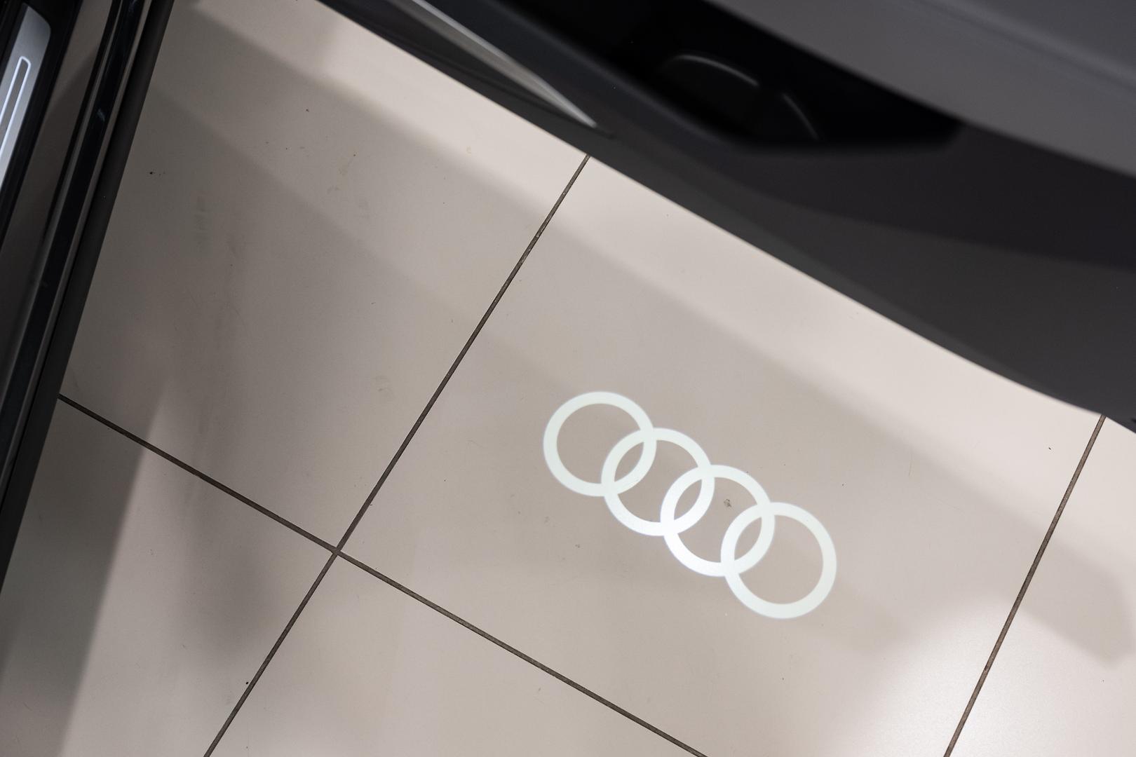 Image about Audi Q8 e-tron 55 e-tron quattro Launch Edition 300,00 kW