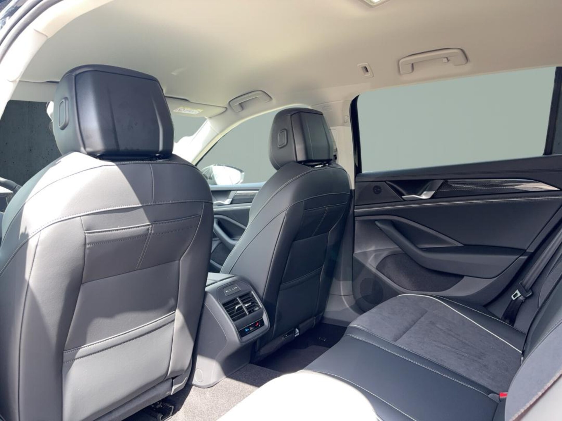 Volkswagen Passat Business