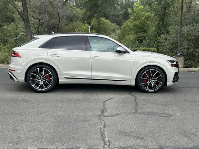 2023 Audi Q8