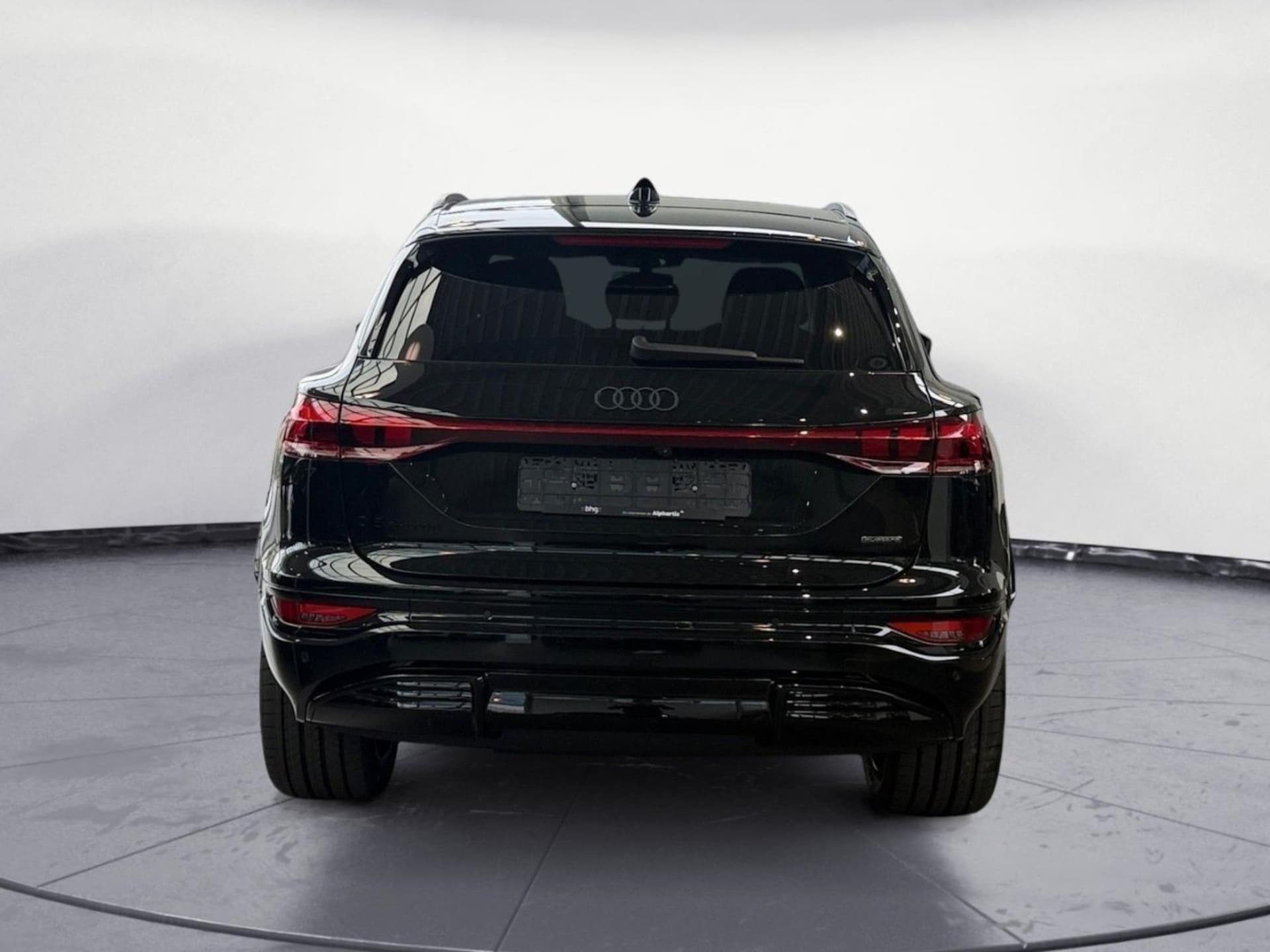 Audi Q6 SUV e-tron