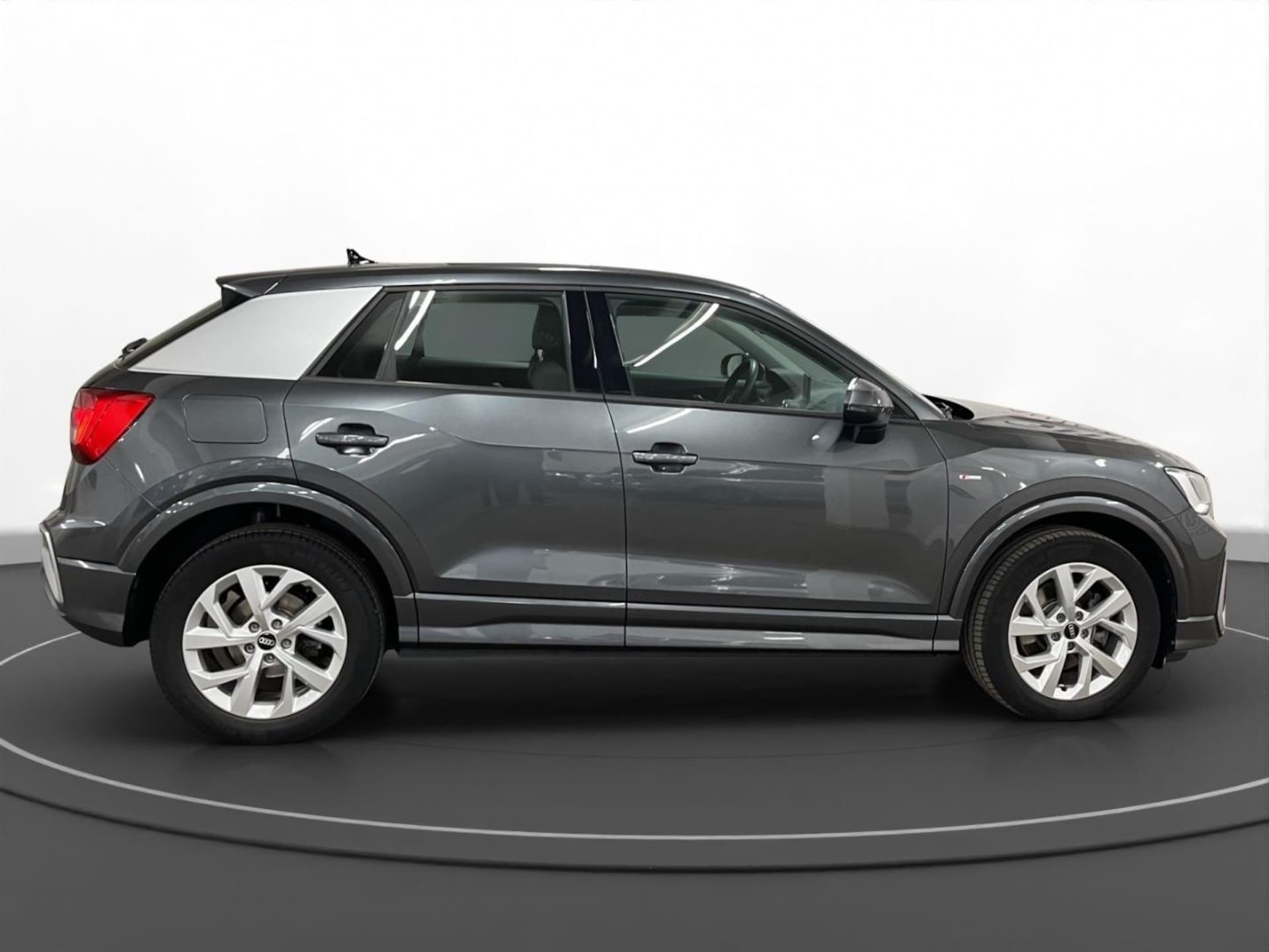 Audi Q2 S line