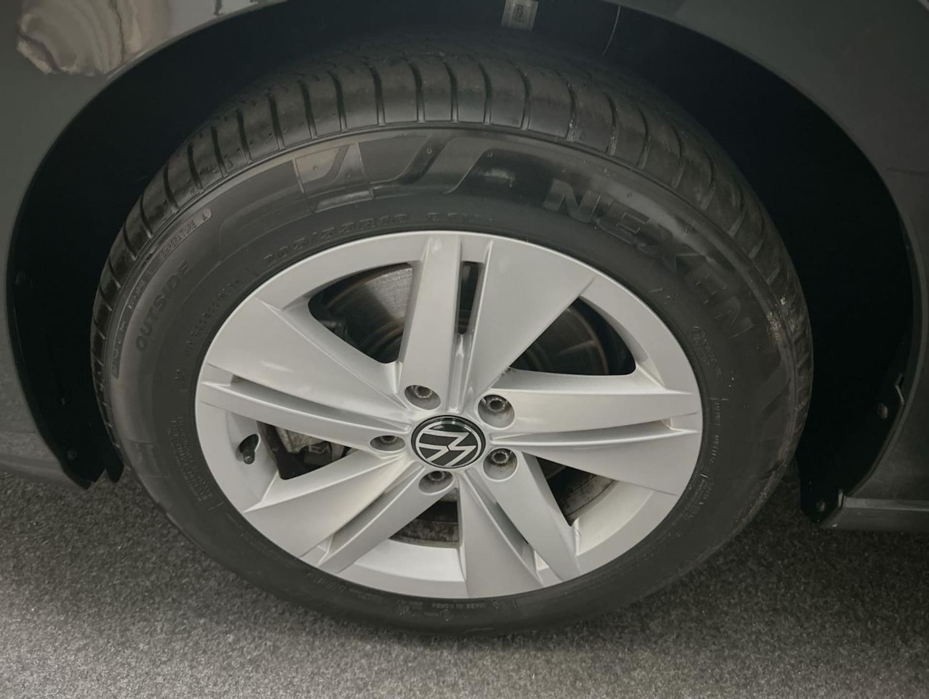 Volkswagen Golf Variant Life