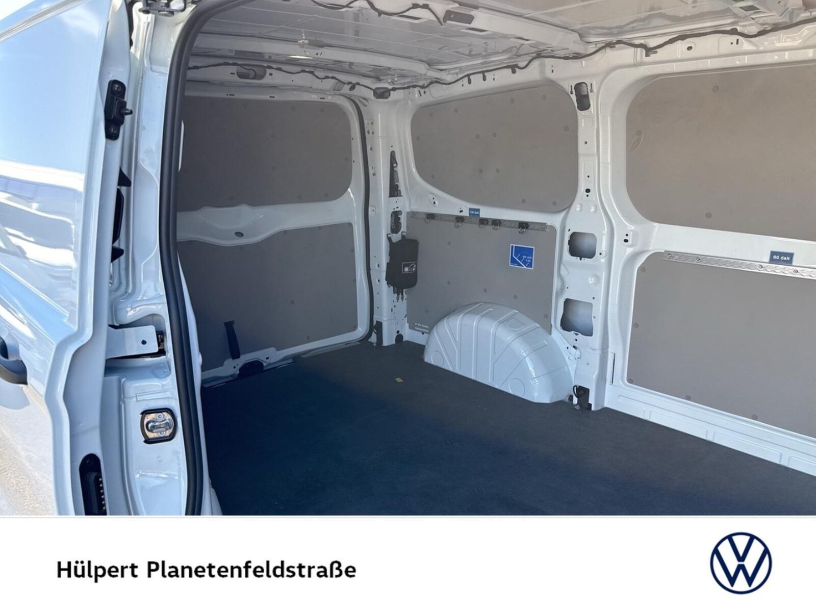 Volkswagen Transporter Kasten kurzer Radstand – Bild 7