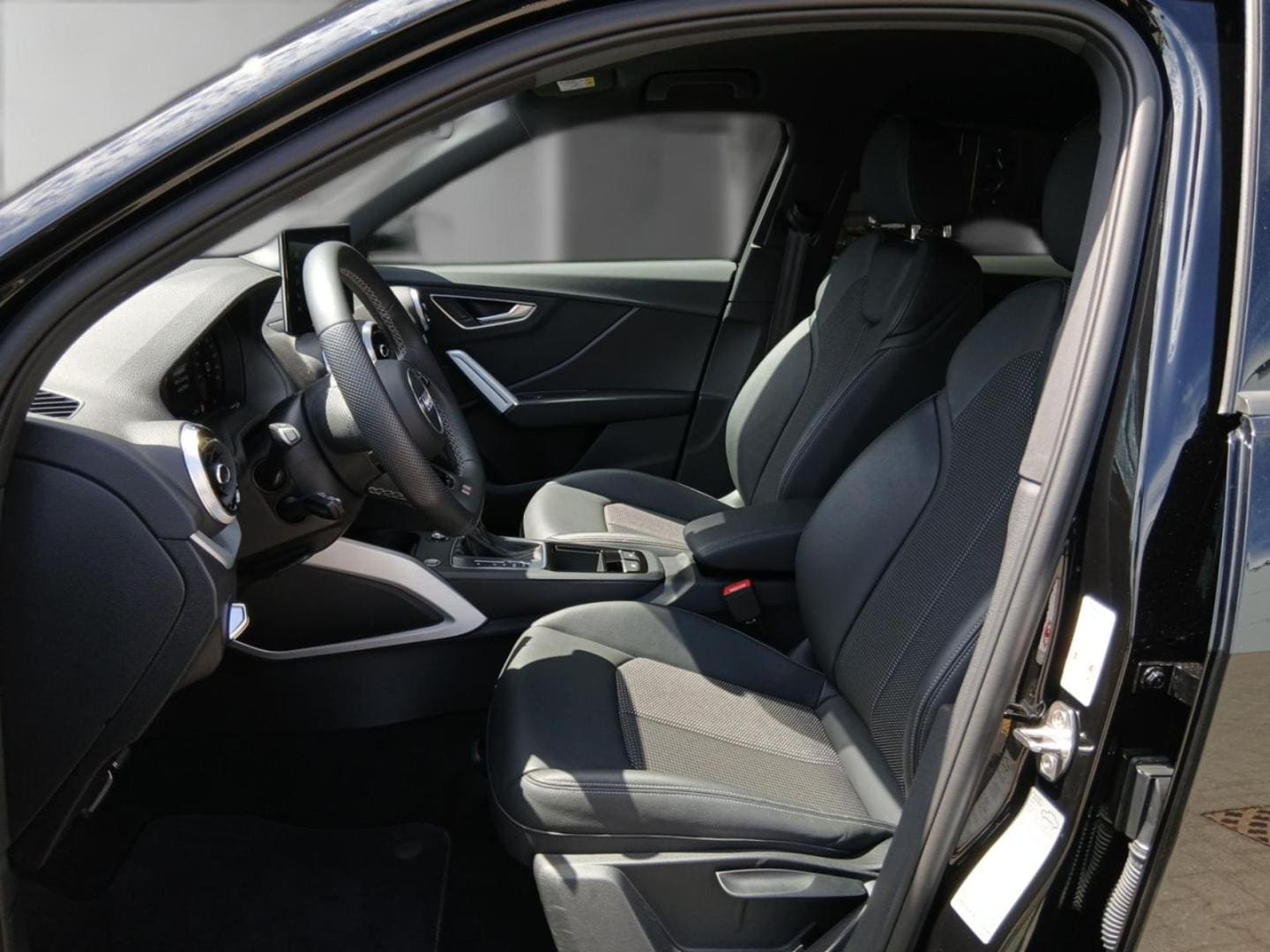 Bild über Audi Q2 advanced 35 TDI S tronic - für weitere Informationen kontaktieren Sie den Audi Partner