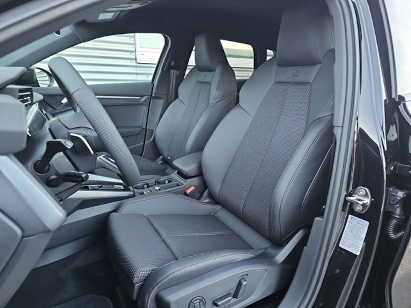 Bild über Audi A3 Sportback TFSI 110 kW S tronic - für weitere Informationen kontaktieren Sie den Audi Partner
