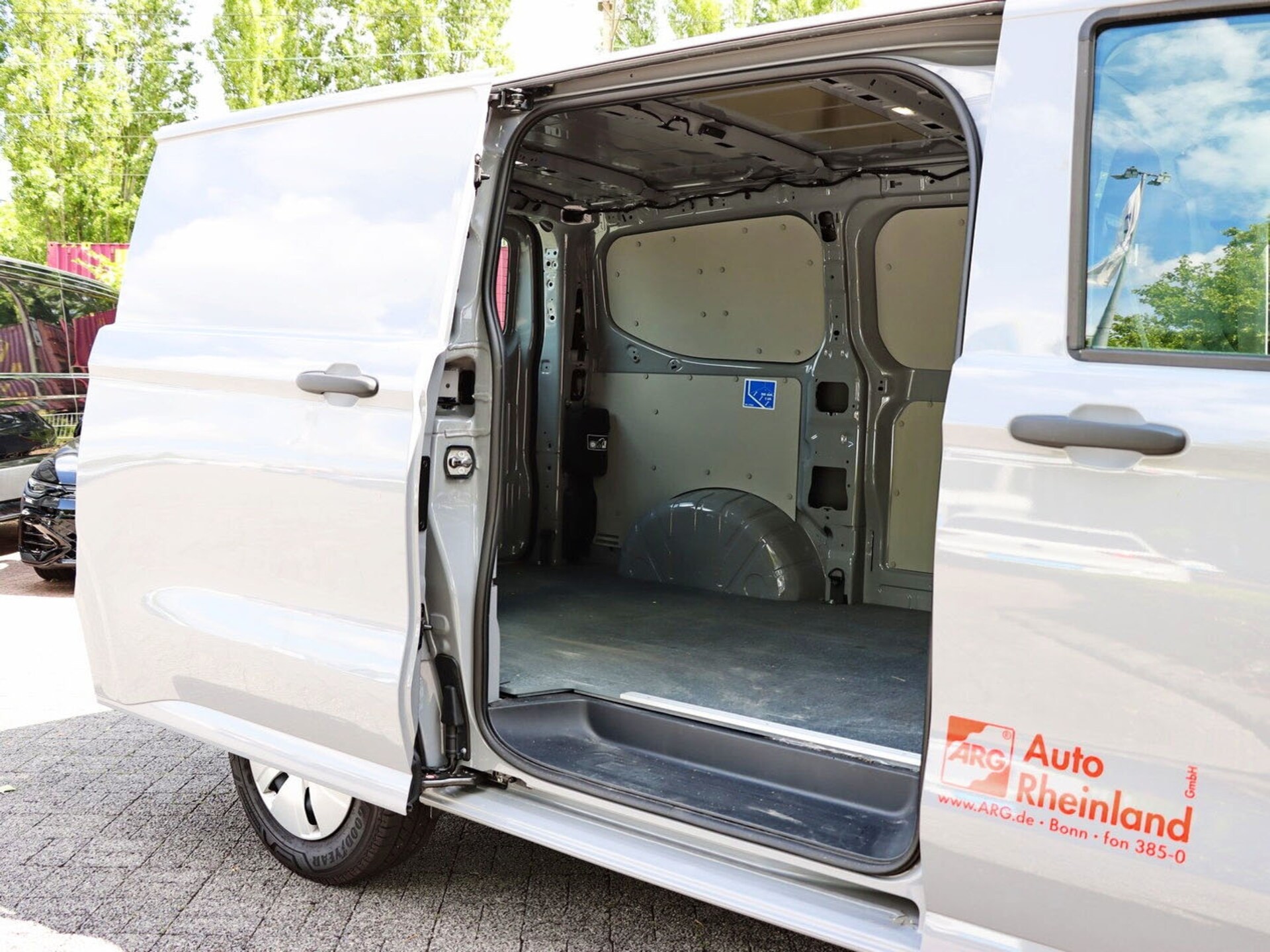 Volkswagen Transporter Kasten kurzer Radstand