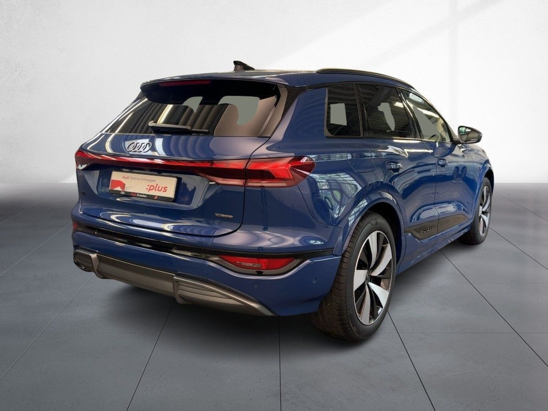 Audi Q6 SUV e-tron