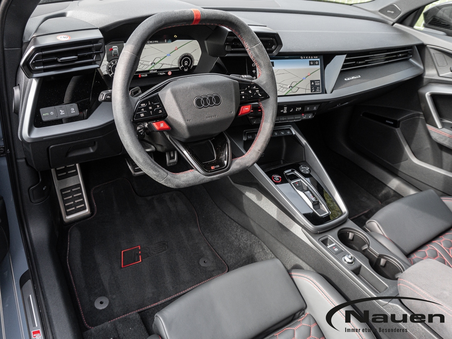 Bild über Audi RS 3 Sportback TFSI quattro S tronic - für weitere Informationen kontaktieren Sie den Audi Partner