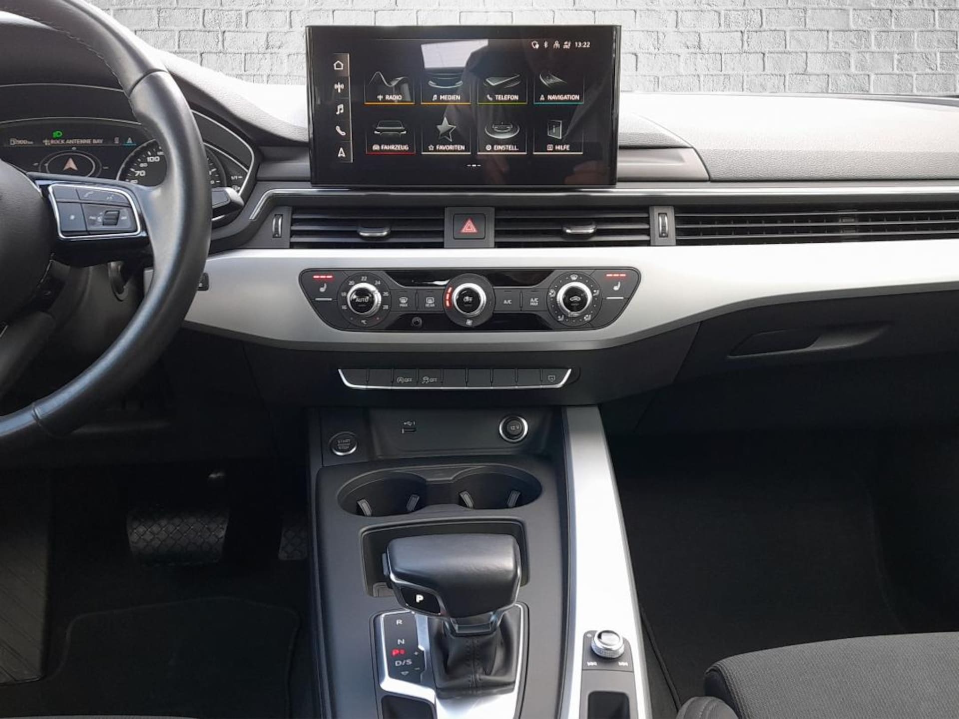 Audi A4 Limousine