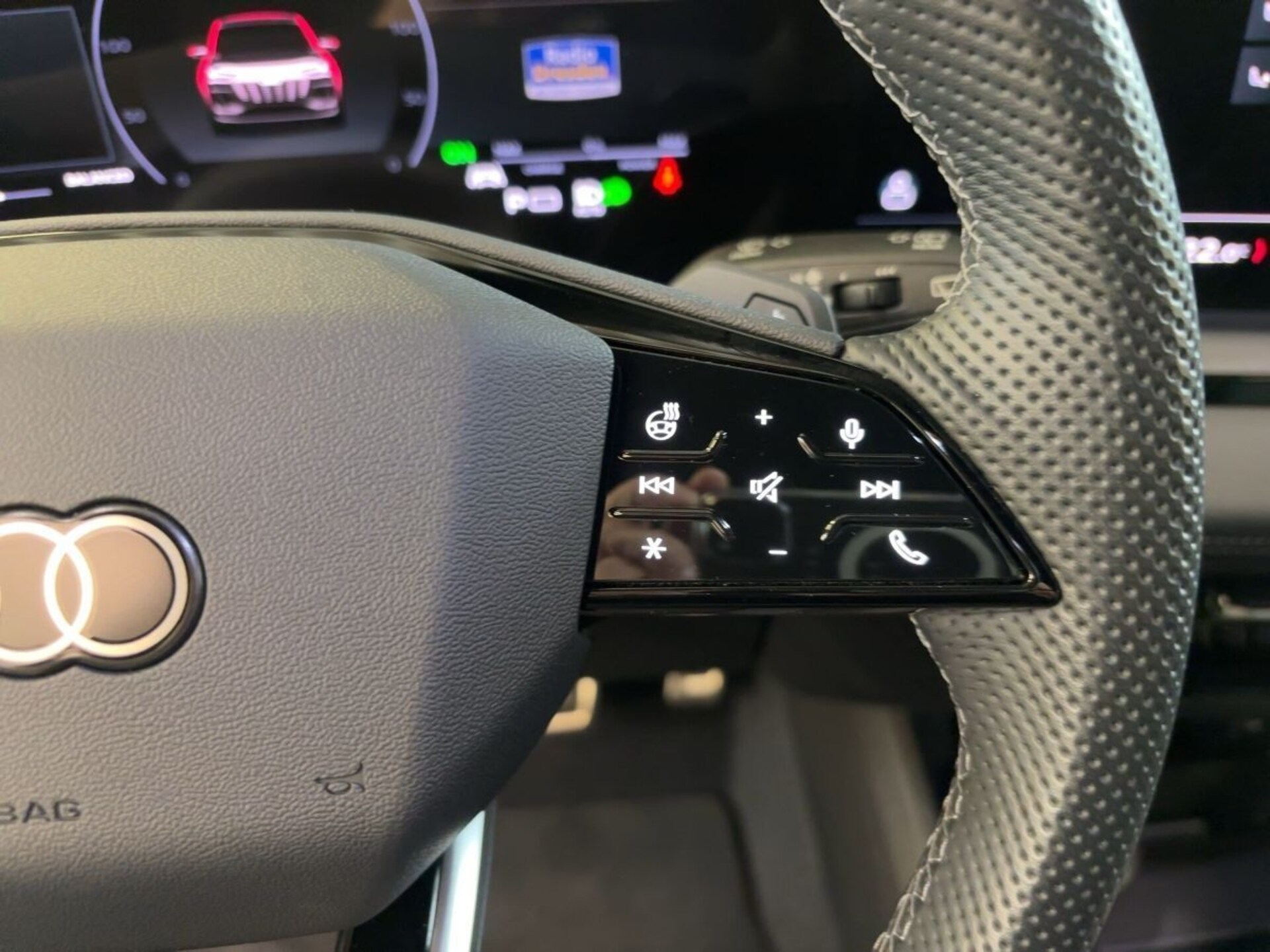Audi Q6 SUV e-tron