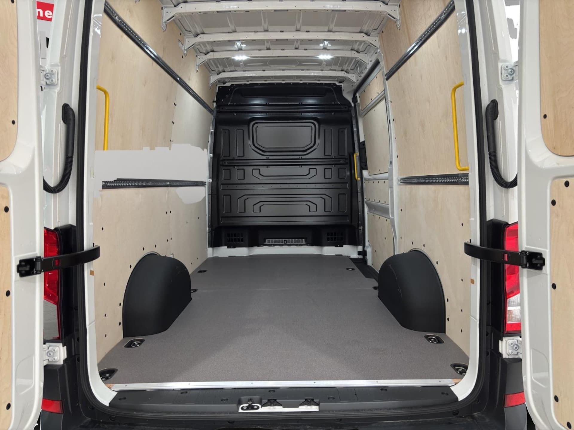 Volkswagen Crafter Kasten mittlerer Radstand
