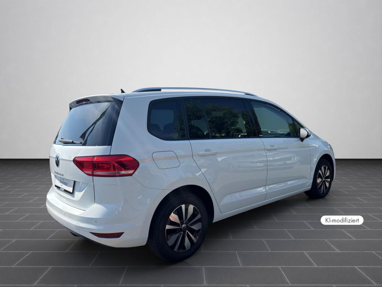 Volkswagen Touran – Bild 2