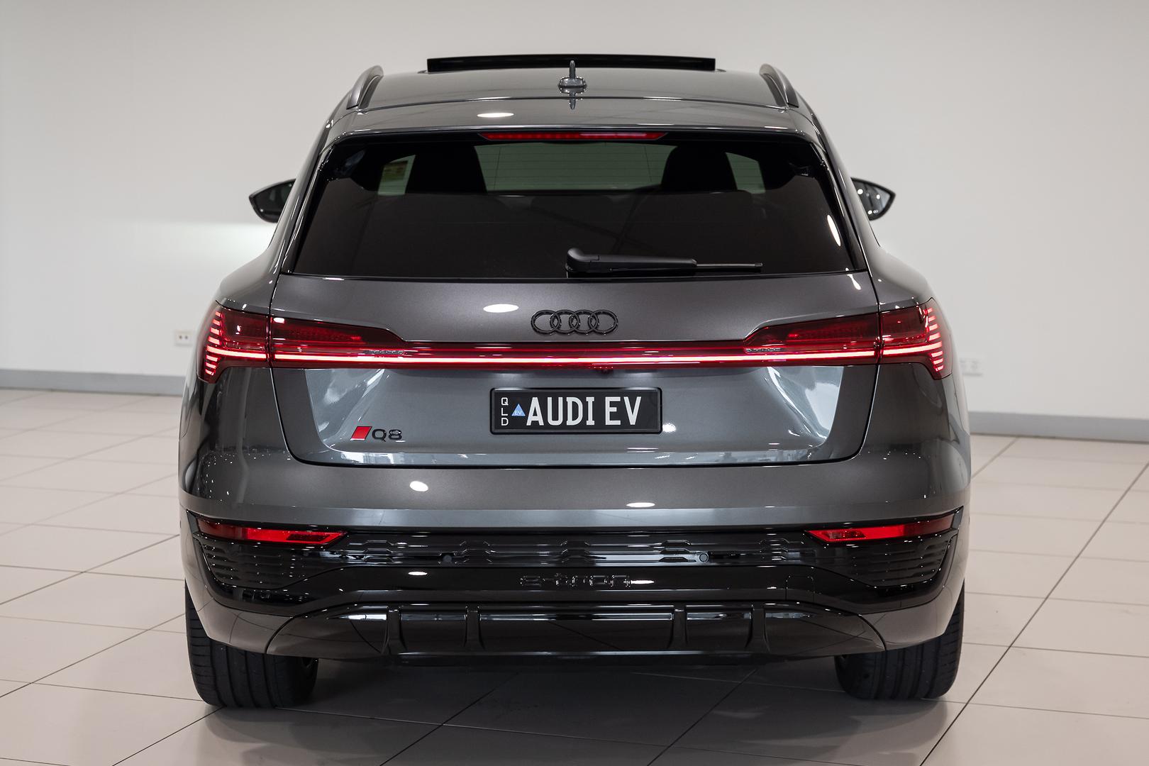 Image about Audi Q8 e-tron 55 e-tron quattro Launch Edition 300,00 kW