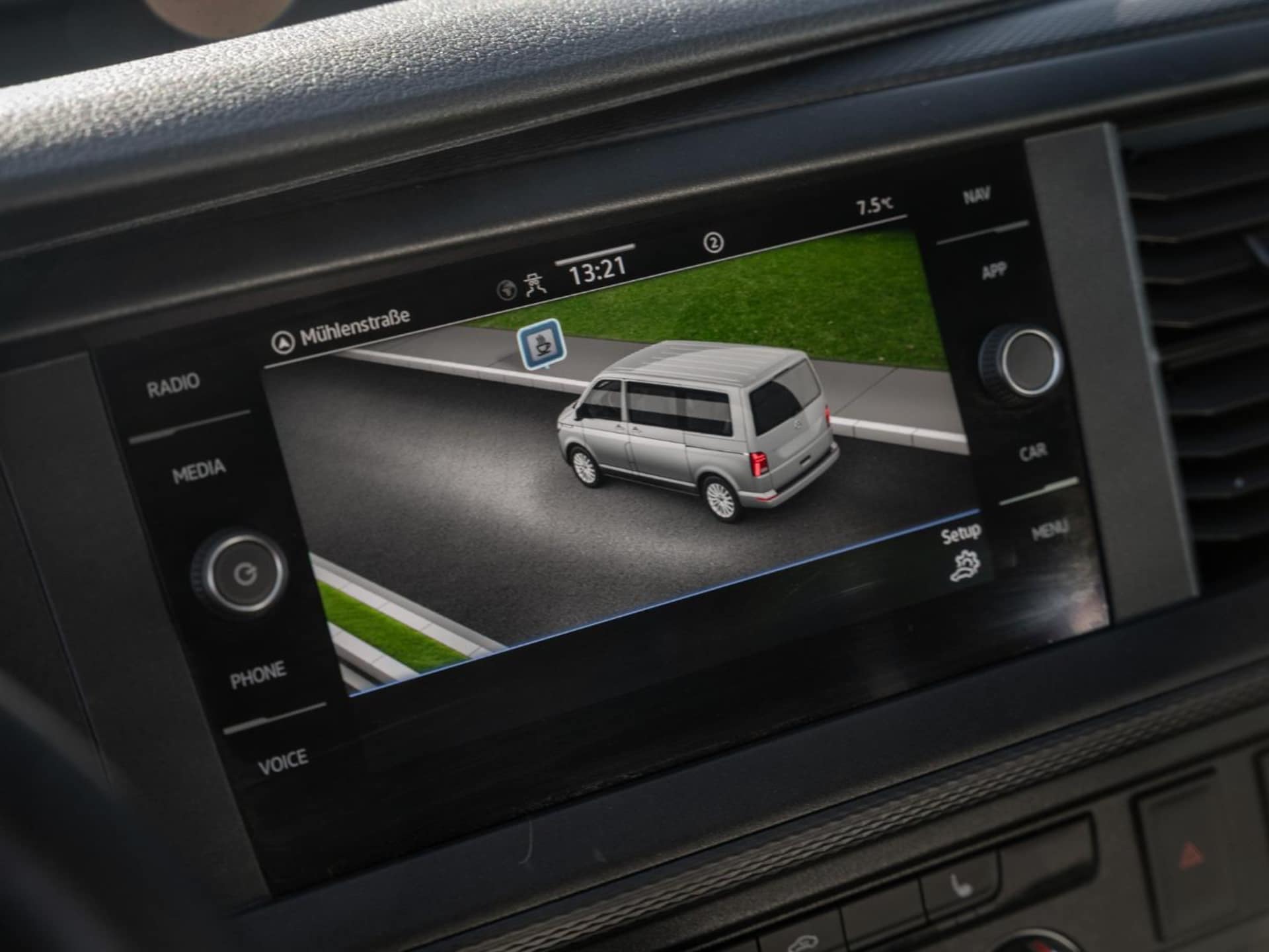 Volkswagen T6.1 Transporter Kasten langer Radstand