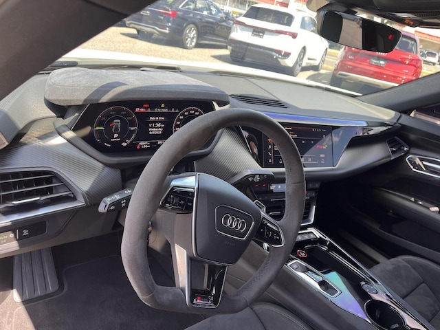 2023 Audi RS e-tron GT Base - Photo 9