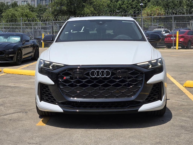2026 Audi RS Q8 SUV performance