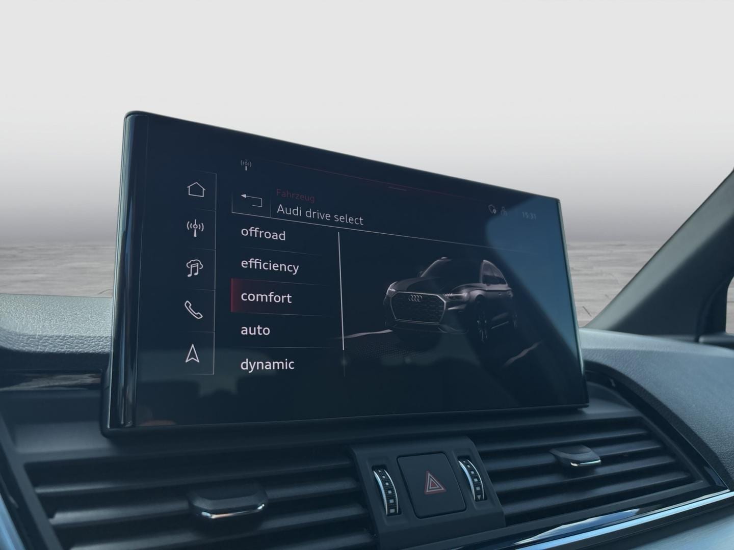 Bild über Audi Q5 40 TDI quattro 150 kW S tronic - für weitere Informationen kontaktieren Sie den Audi Partner