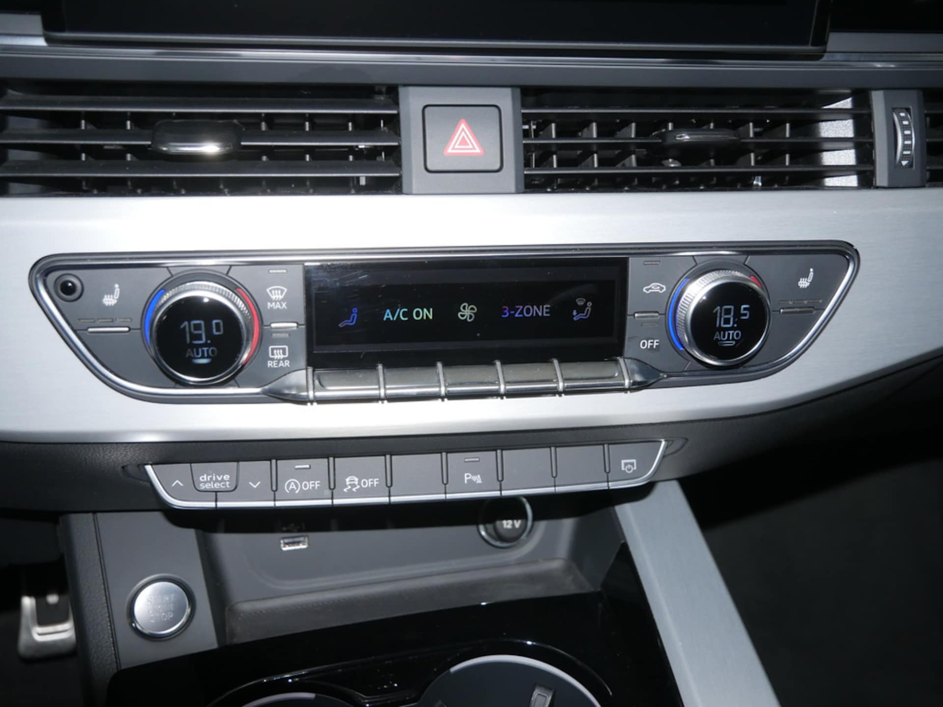 Audi A4 Avant S line