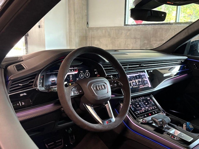 2026 Audi RS Q8 SUV performance