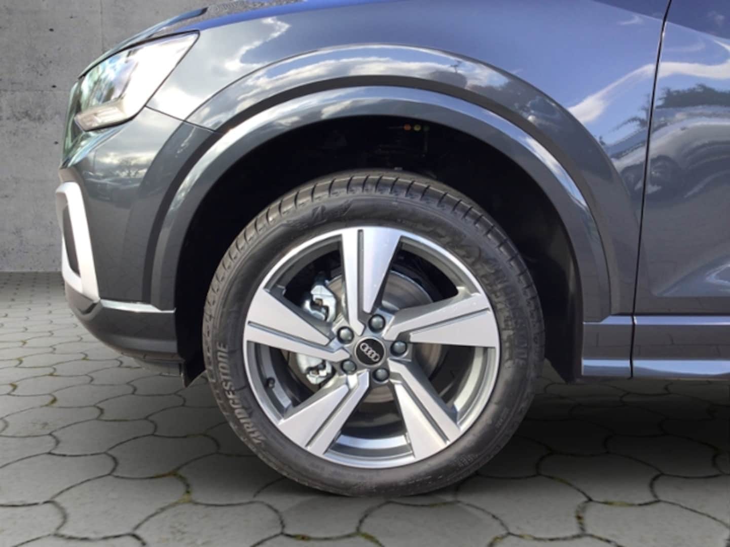 Bild über Audi Q2 advanced 35 TFSI S tronic - für weitere Informationen kontaktieren Sie den Audi Partner