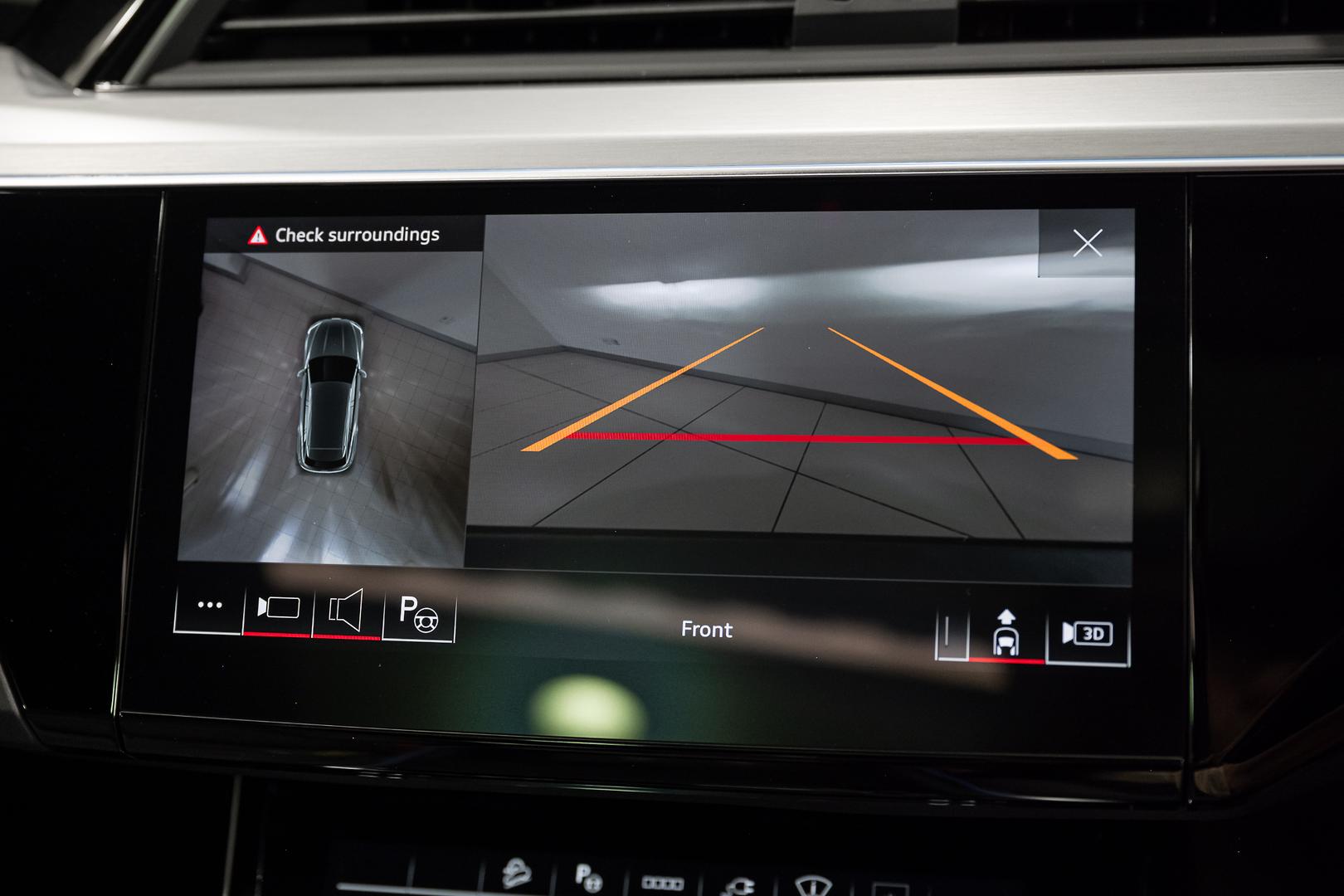 Image about Audi Q8 e-tron 55 e-tron quattro Launch Edition 300,00 kW