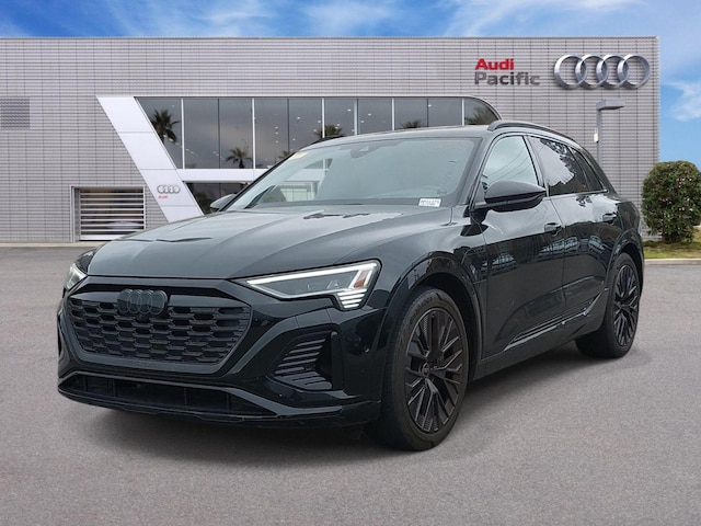 2024 Audi Q8 e-tron