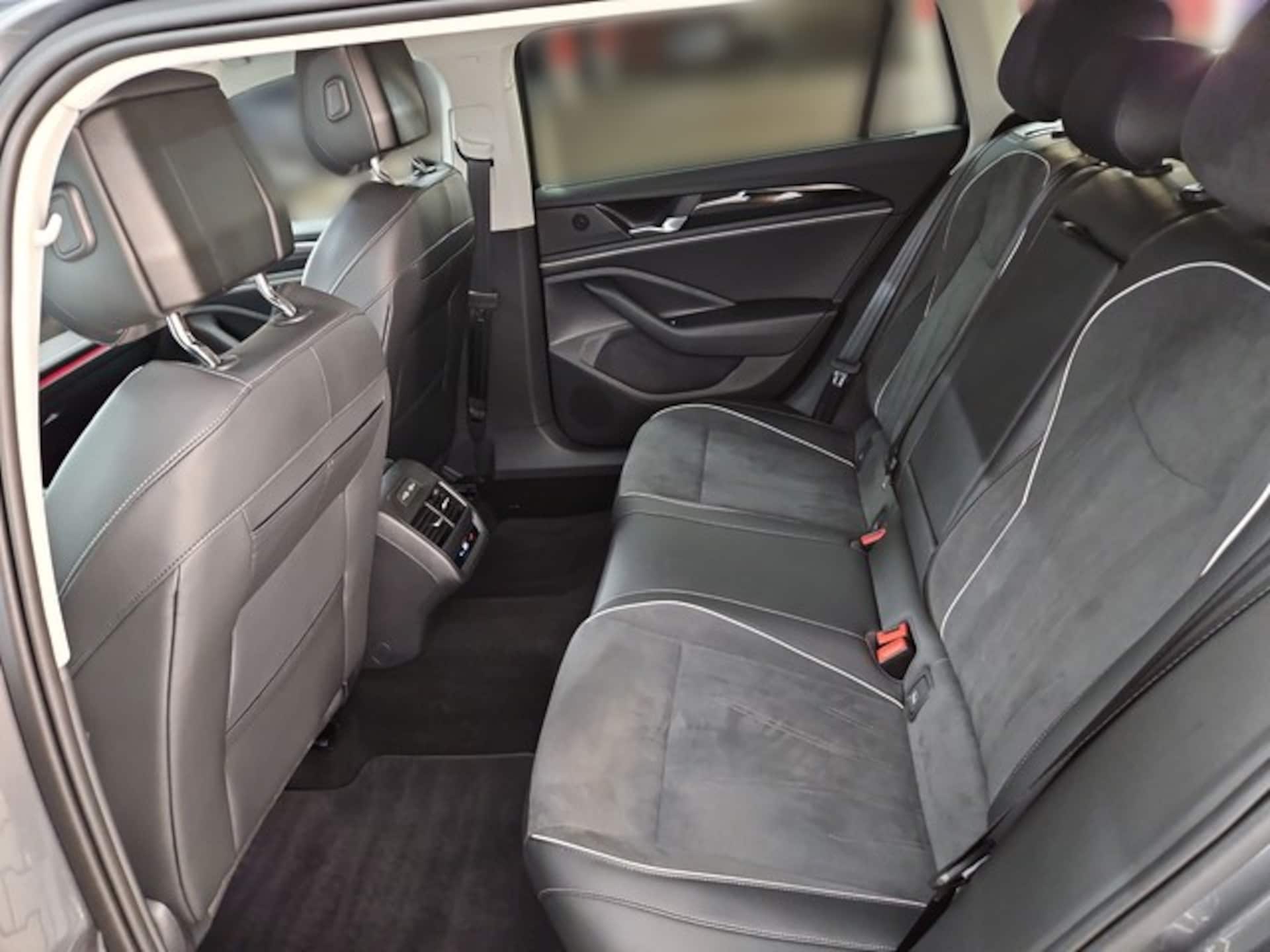 Volkswagen Passat Business