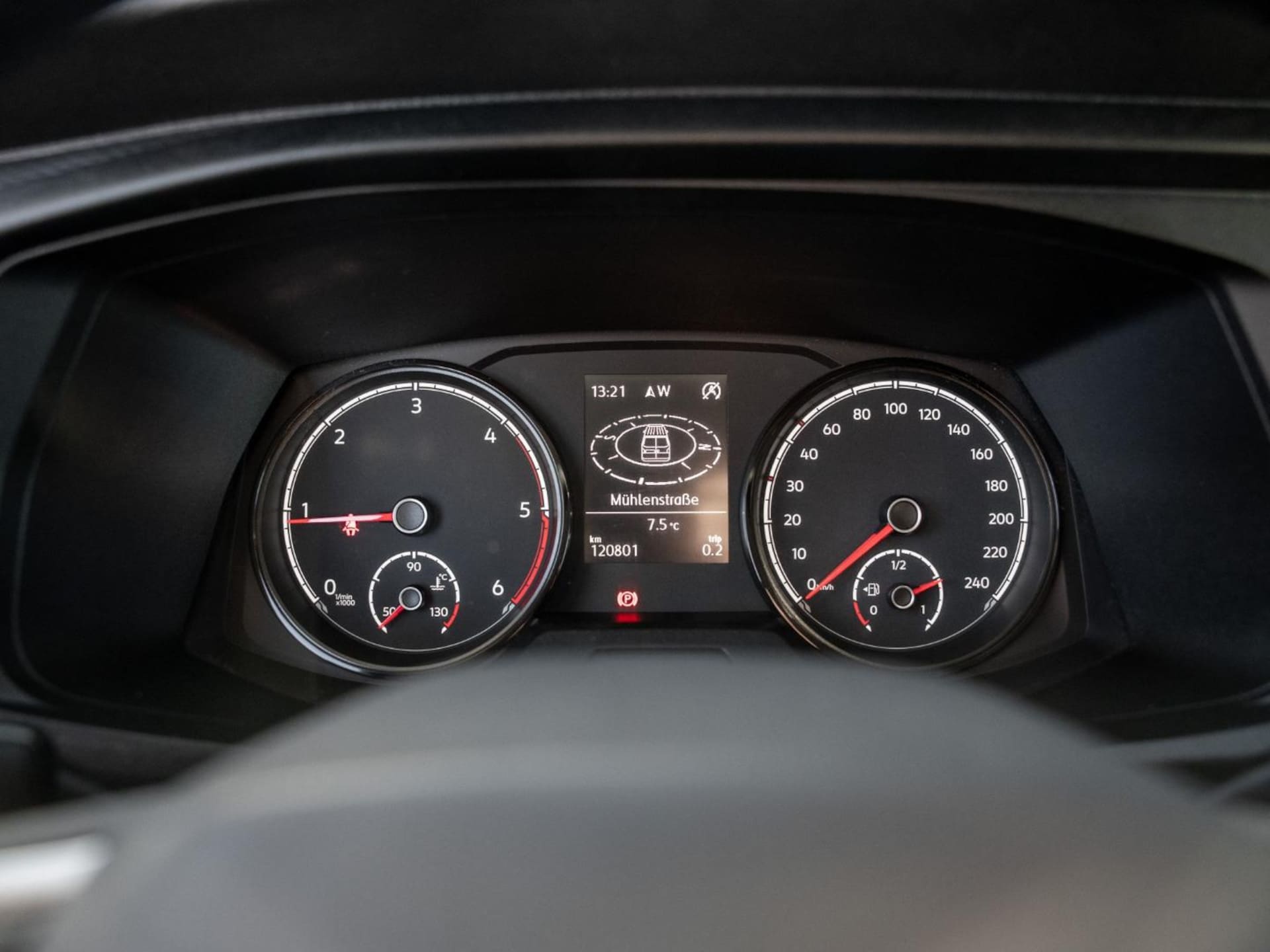 Volkswagen T6.1 Transporter Kasten langer Radstand