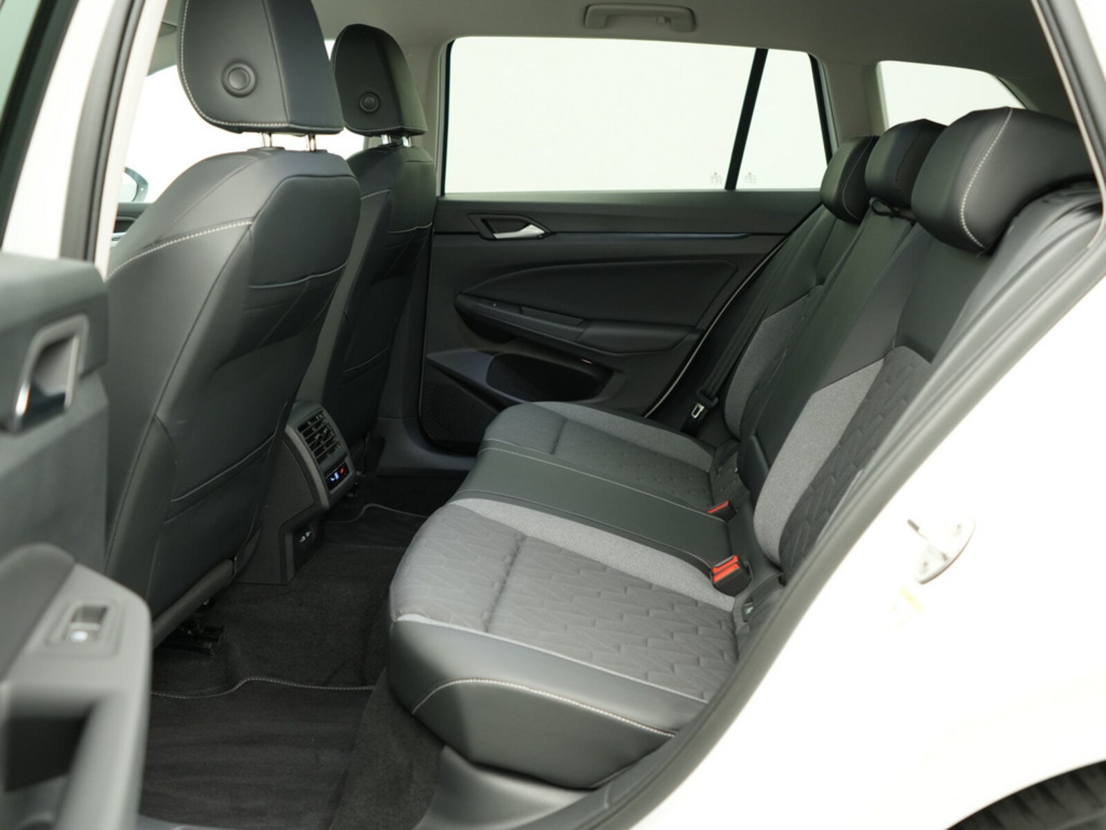 Volkswagen Golf Variant – Bild 18