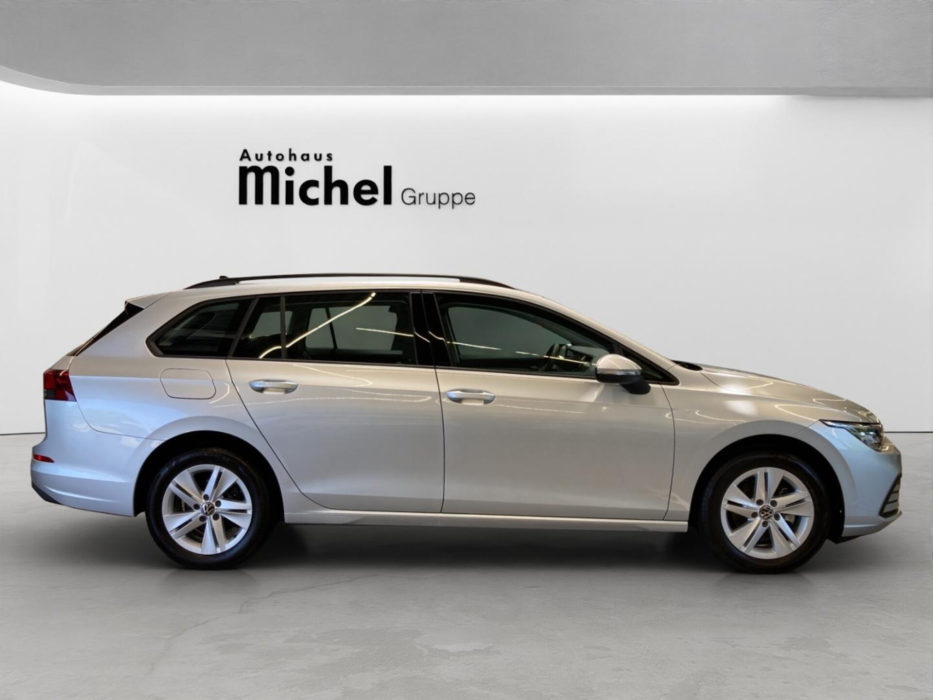 Volkswagen Golf Variant Life