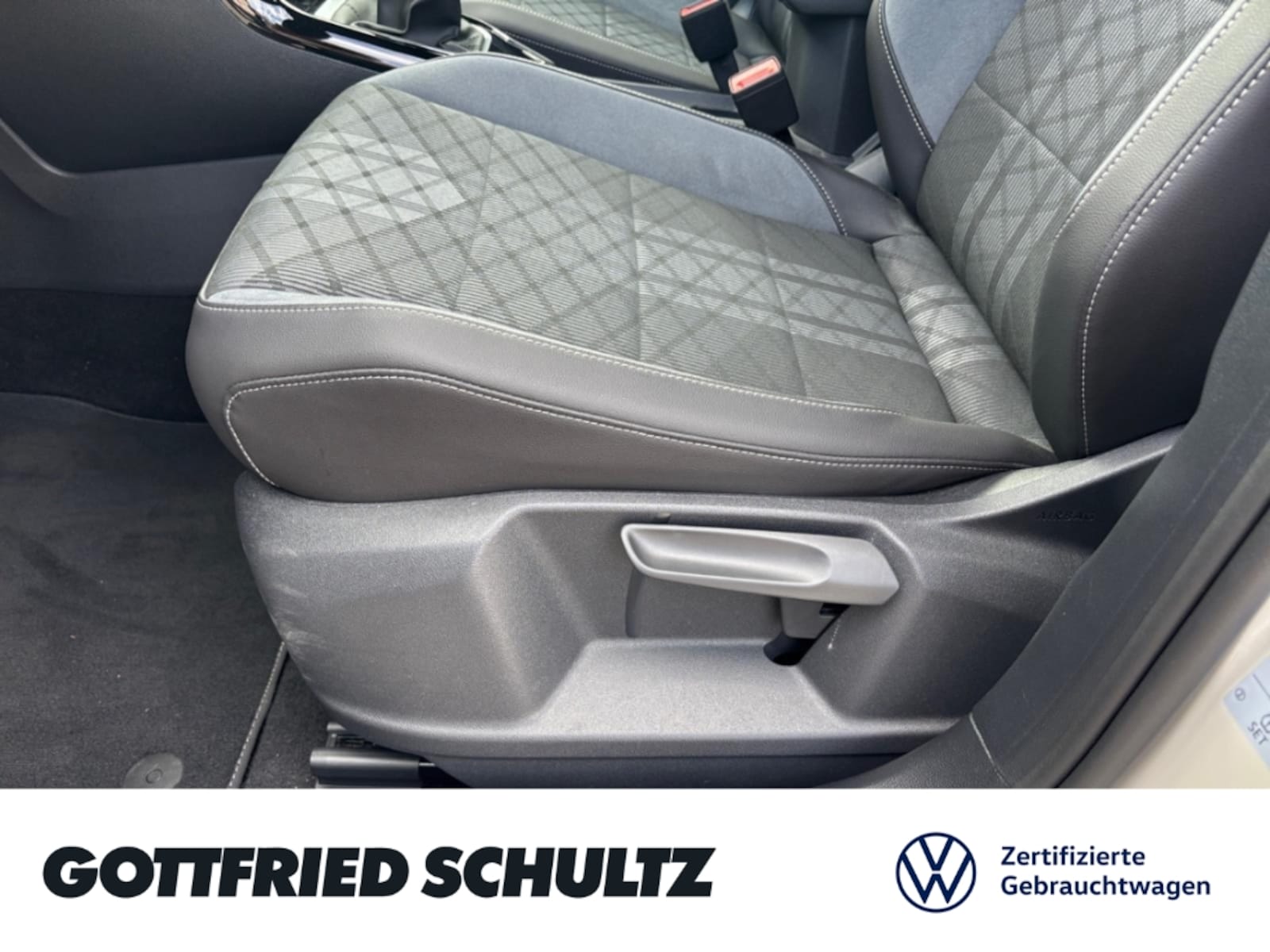 Volkswagen T-Roc – Bild 12
