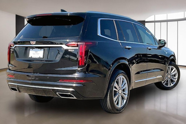 2023 Cadillac XT6