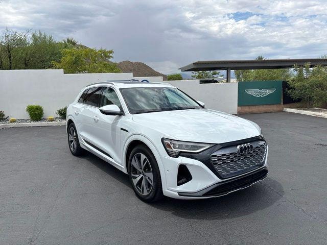 2024 Audi Q8 e-tron