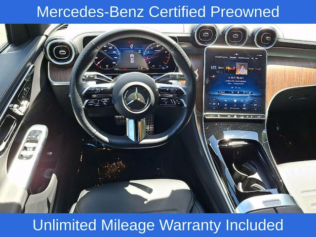 2025 Mercedes-Benz GLC 300