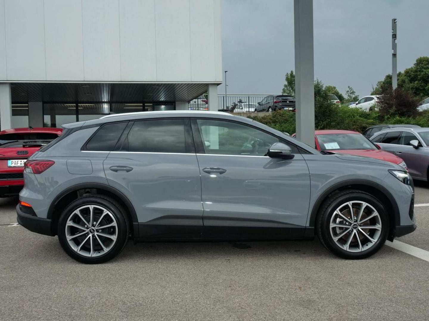 Bild über Audi Q4 e-tron 40 e-tron - für weitere Informationen kontaktieren Sie den Audi Partner