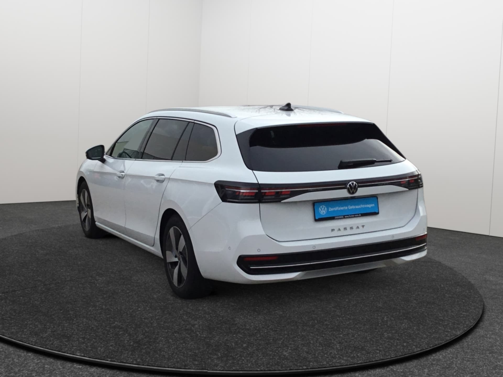 Volkswagen Passat Elegance