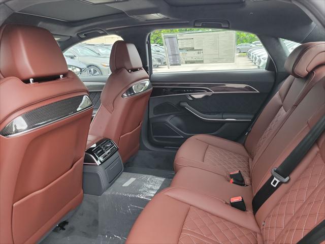 2025 Audi S8 Base - Photo 12