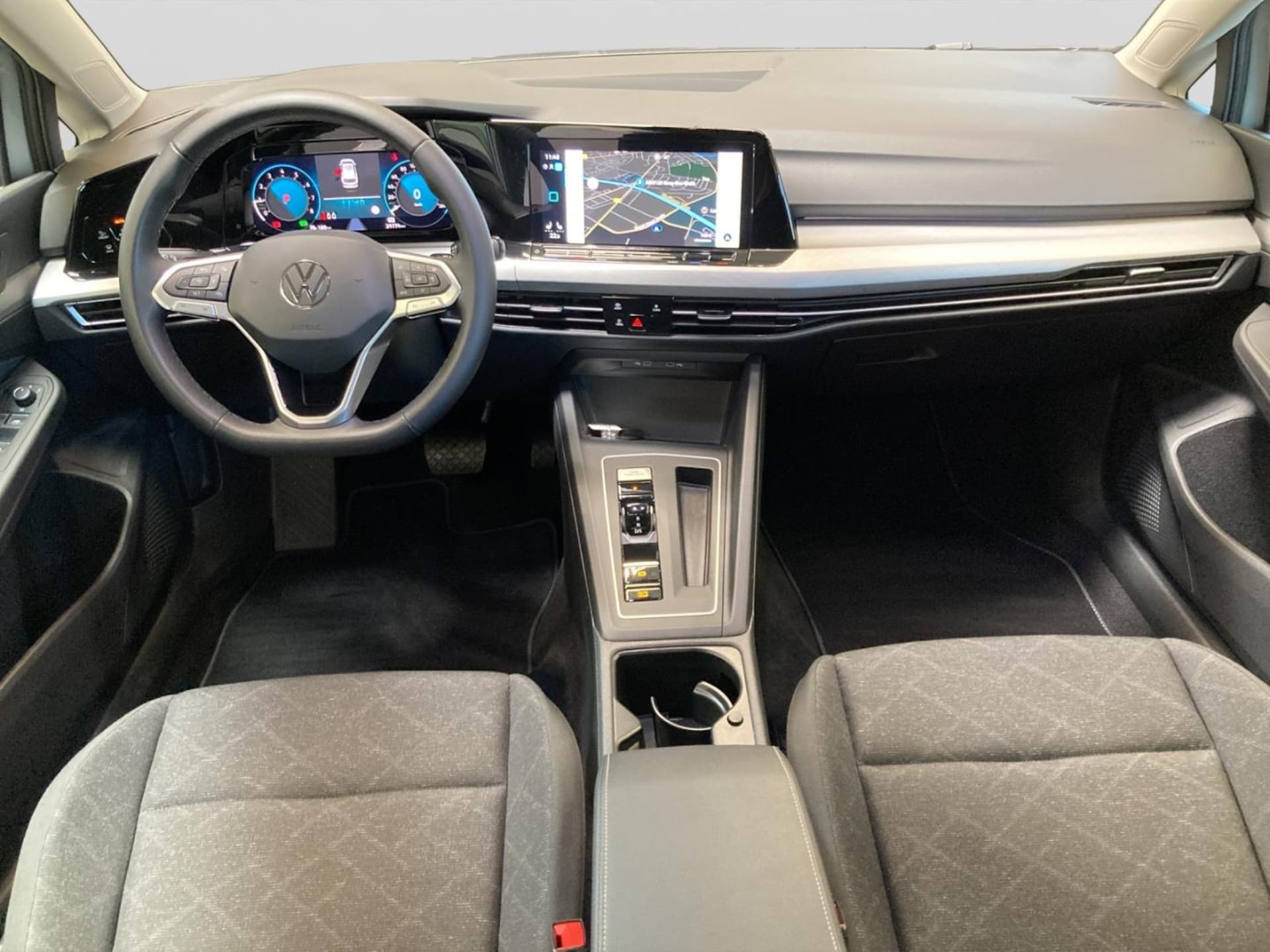 Volkswagen Golf Variant Life