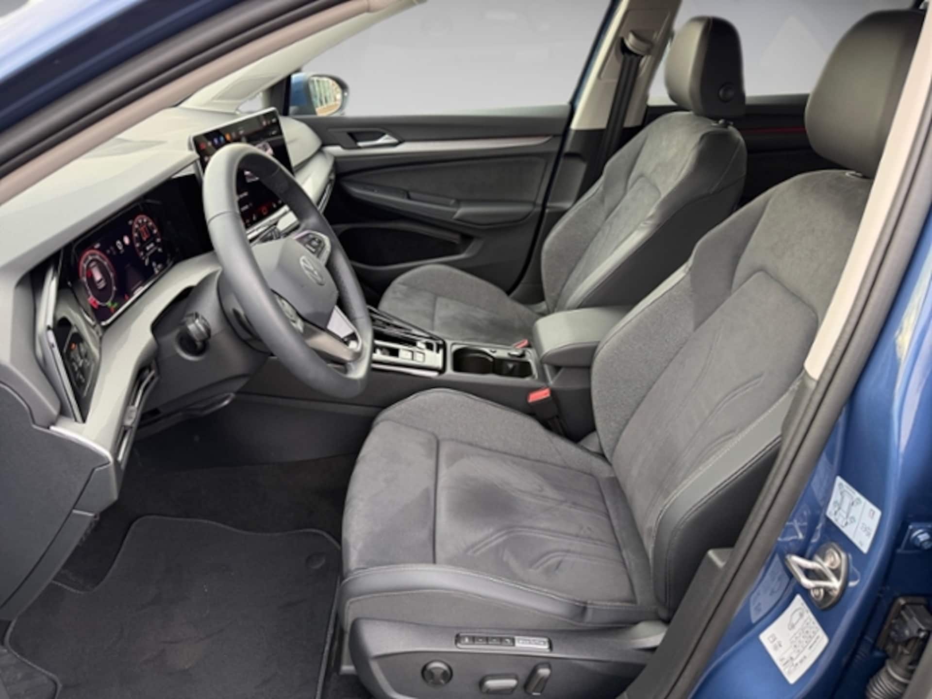 Volkswagen Golf Style