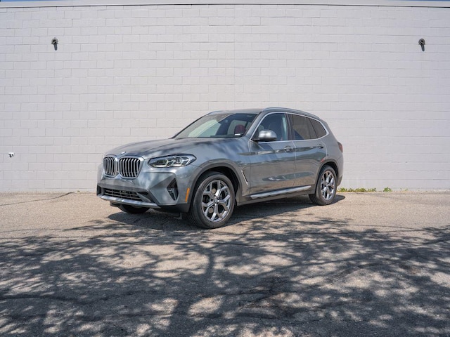 Photo of 2024 BMW X3 
