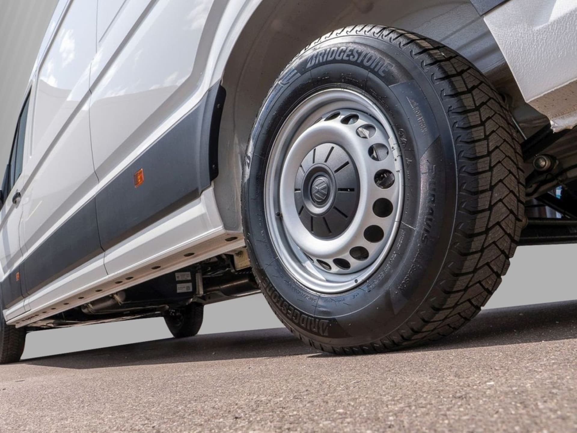 Volkswagen Crafter Kasten langer Radstand