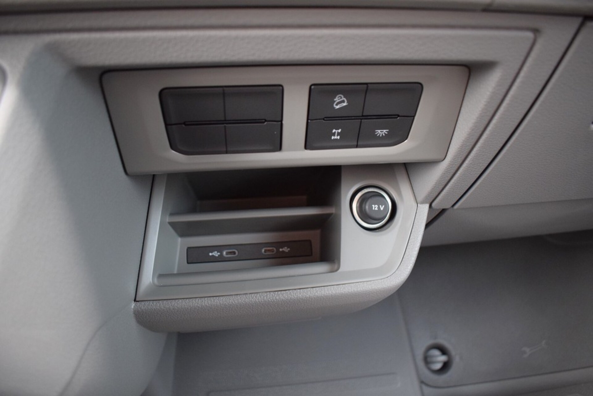 Volkswagen Crafter Kasten mittlerer Radstand