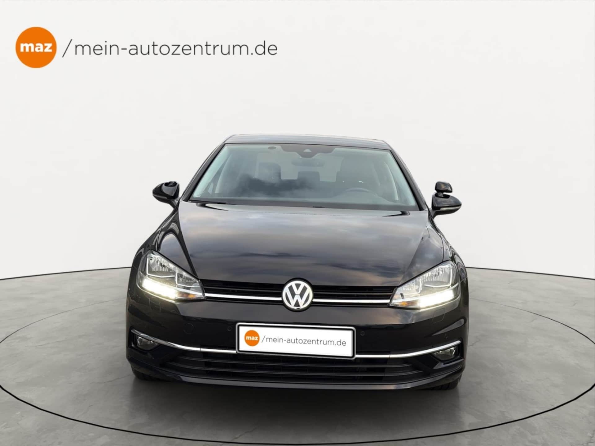 Volkswagen Golf IQ.DRIVE