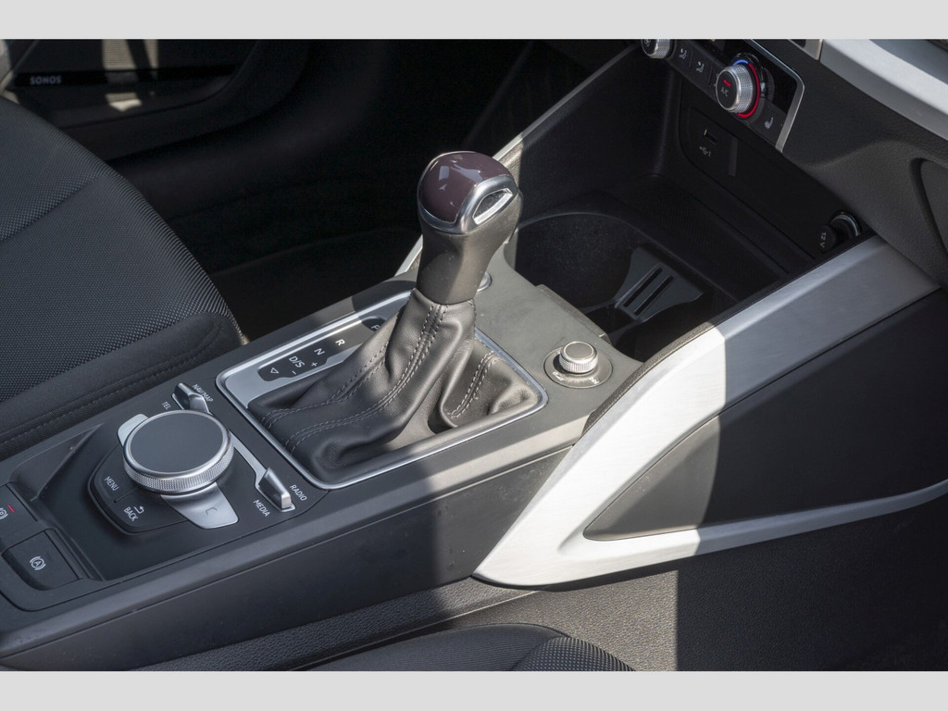 Audi Q2 S line