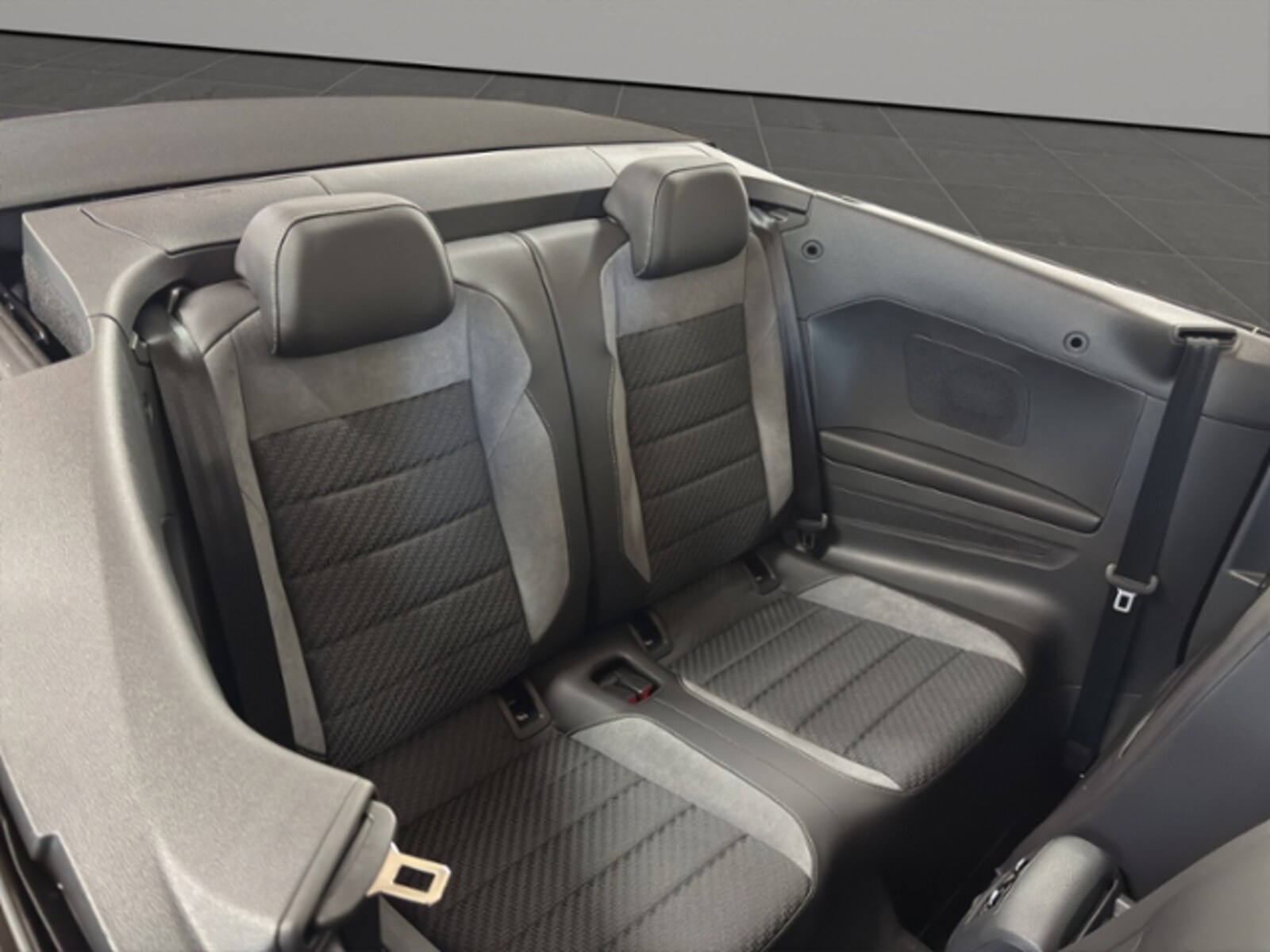 Volkswagen T-Roc Cabriolet – Bild 13