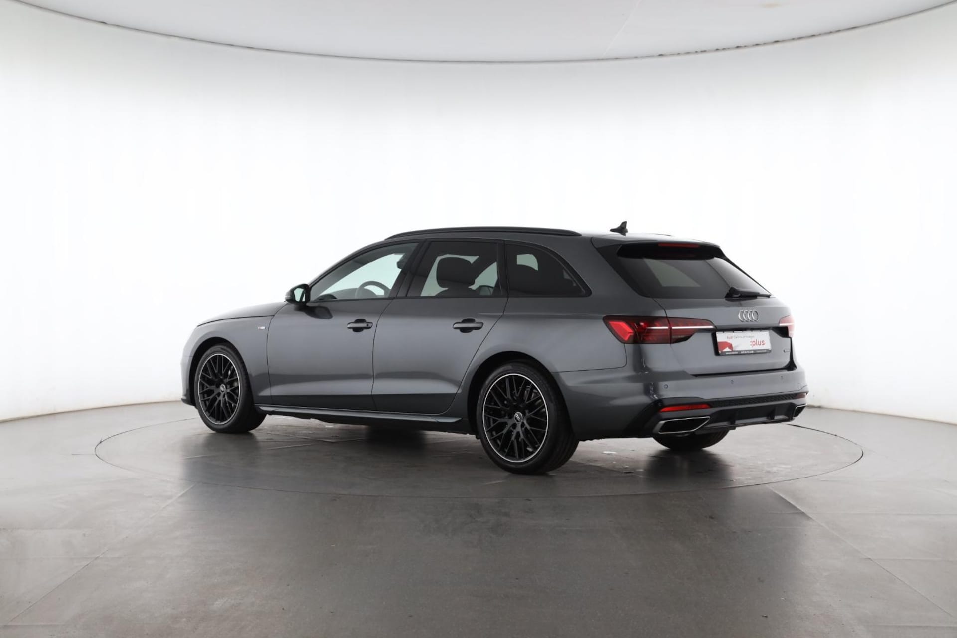Audi A4 Avant S line
