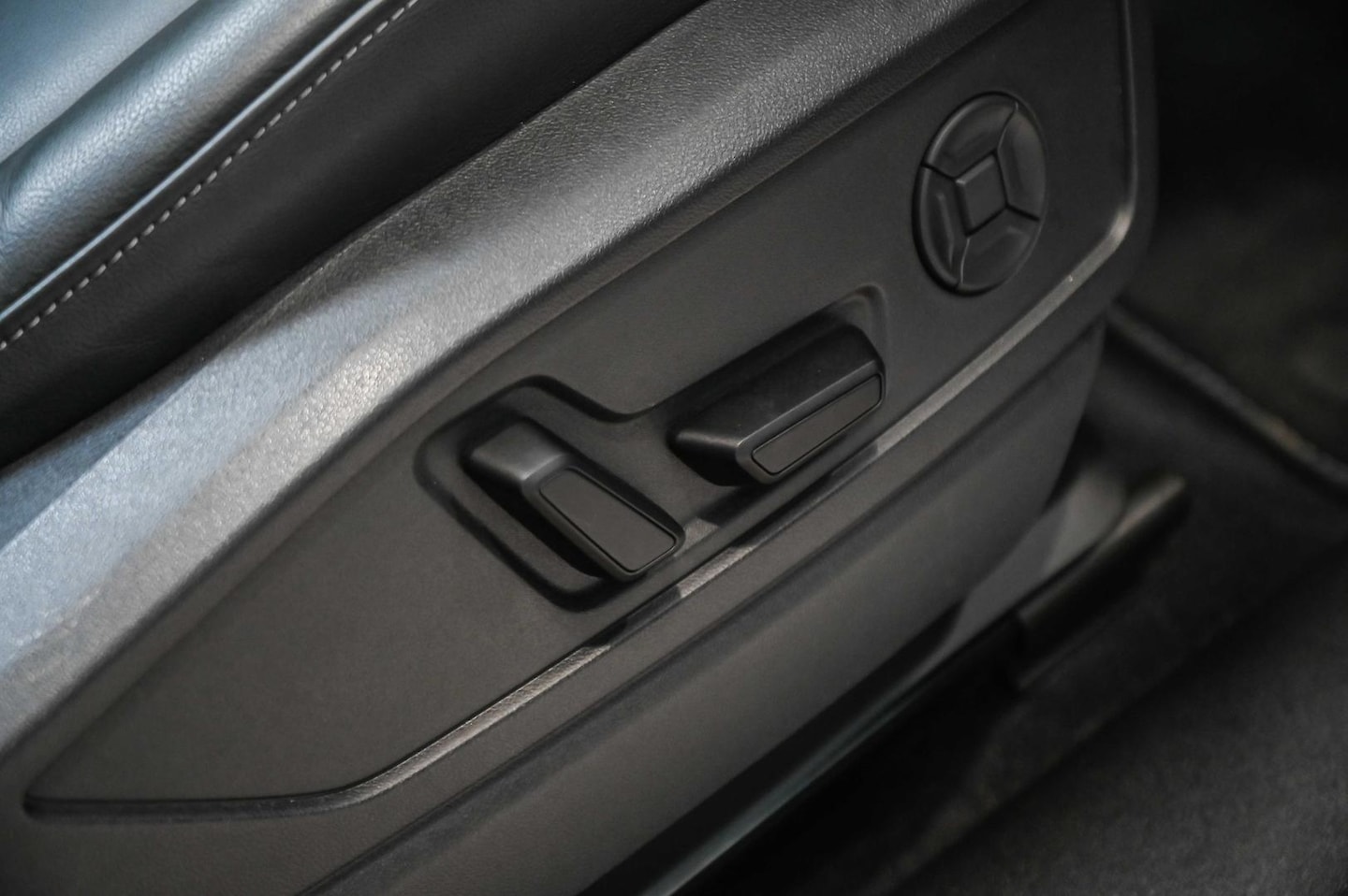 Image about Audi Q5 SUV TFSI 150 kW
