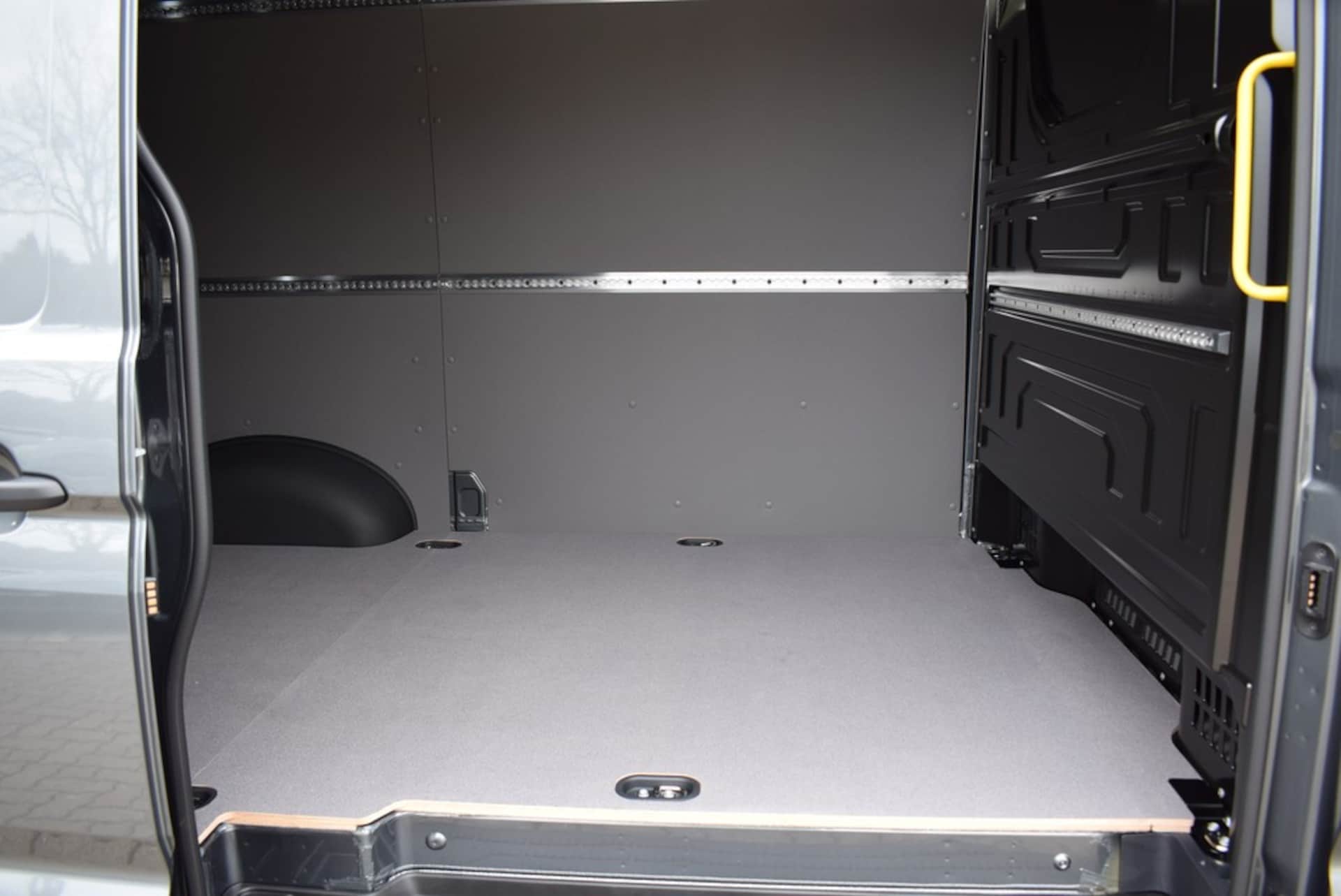 Volkswagen Crafter Kasten mittlerer Radstand